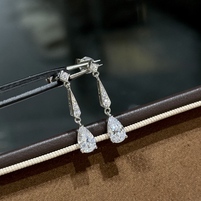 CHAUMET